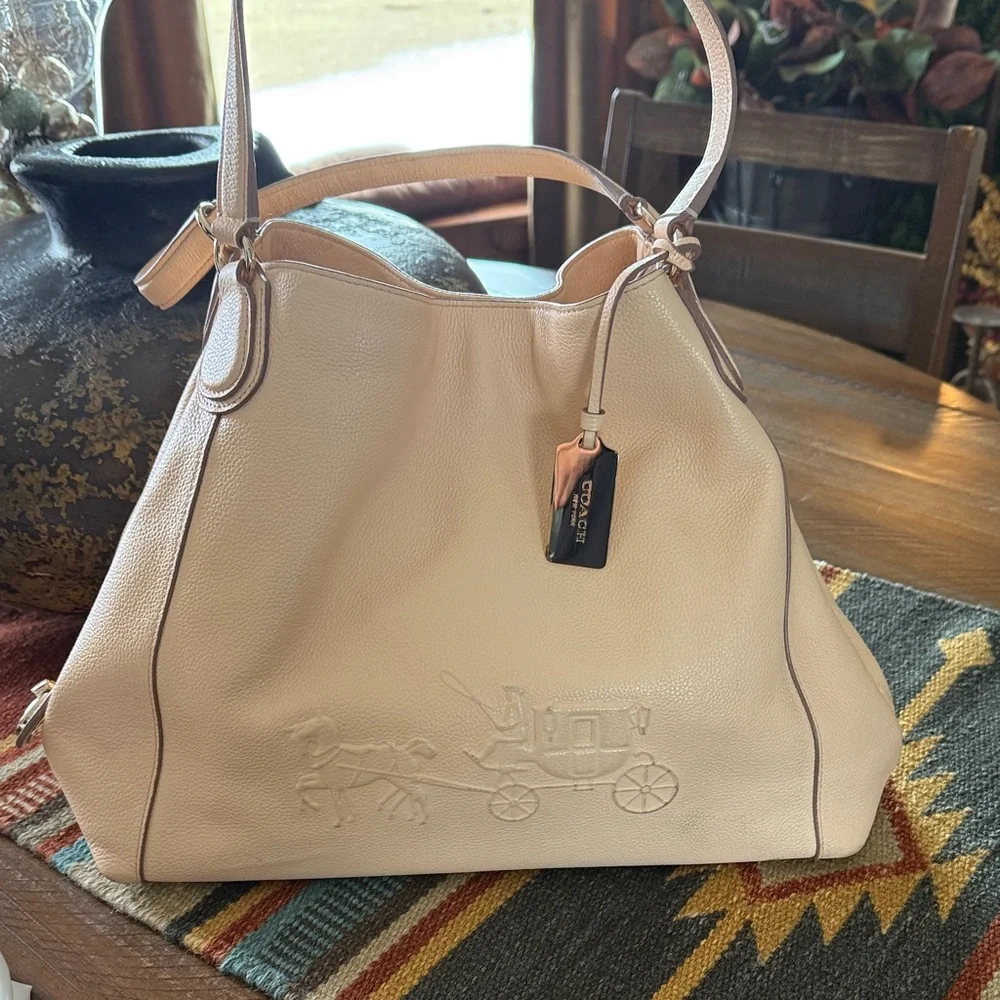 Vintage Coach peach Leather Shoulder Bag - Picture 1 of 13